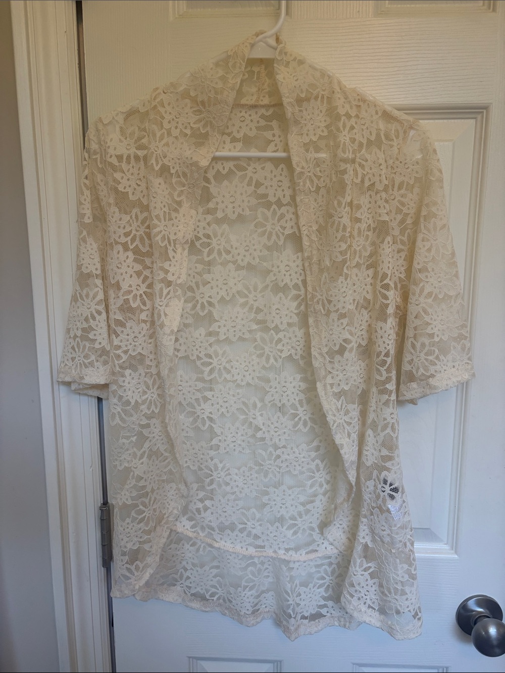 SHEIN Cream Floral Lace Open Front Kimono Cardigan